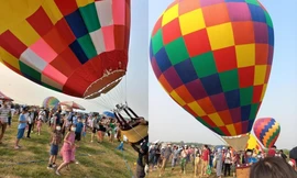 Lễ hội khinh khí cầu tại Hà Nội: Nhiều người sẵn sàng chờ 6 - 7 tiếng để được trải nghiệm