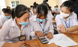 Kỳ thi Tốt nghiệp THPT đợt 2: Dự báo có "mưa điểm 10" do đề chính thức bám sát đề minh họa