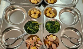 Thông tin mới nhất về vụ suất ăn 32K tại THCS Yên Nghĩa (Hà Nội) khiến dư luận bức xúc