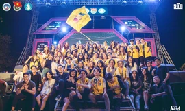 NEU Youth Festival 2022: Cùng MONO, GREY D "cháy hết mình" tại Đại học Kinh tế Quốc dân