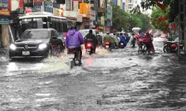 Không khí lạnh gây mưa lớn diện rộng tại miền Bắc, khu vực nào cần đề phòng ngập lụt?