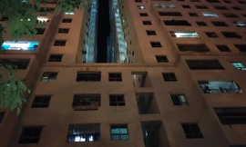 Bé gái rơi từ tầng 12 chung cư Linh Đàm: Sống với mẹ và bố dượng, để lại lời nhắn đau lòng