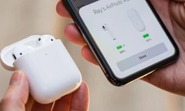 iOS 16 trên iPhone sẽ gửi cảnh báo tới người dùng khi phát hiện AirPods “pha-ke”