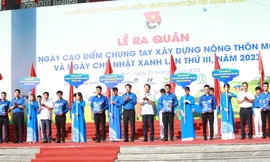 Ra quân Ngày cao điểm “Tình nguyện chung tay xây dựng nông thôn mới" tại Ninh Bình