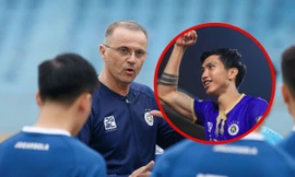 Vì sao tân HLV Hà Nội FC vẫn nhắc đến Đoàn Văn Hậu dù nam cầu thủ đã chia tay CLB?
