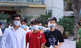 Điểm chuẩn vào lớp 10 của 4 trường chuyên tốp đầu Hà Nội: Trường nào lấy điểm cao nhất?