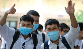 Thi vào lớp 10 ở Hà Nội: Thí sinh phải đeo khẩu trang làm bài trong phòng không điều hòa