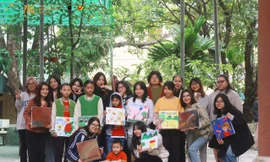 Sáng tạo trong hoạt động thiện nguyện của các bạn sinh viên ĐH Khoa học Xã hội và Nhân văn