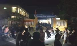 76 học sinh mầm non phải nhập viện cấp cứu trong đêm nghi do ngộ độc sữa chua