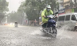 Dự báo thời tiết: Từ đêm 20/7 nắng nóng chấm dứt, mưa diện rộng sẽ kéo dài mấy ngày?