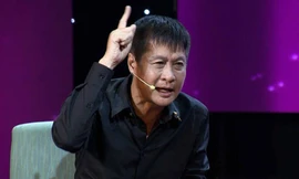 Đạo diễn Lê Hoàng gây tranh cãi: "Con gái làm nghề nail, bán hàng online thì học vấn thấp"