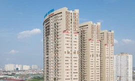 Hà Nội: Nam sinh lớp 10 trường chuyên rơi tầng 28 xuống đất tử vong, để lại thư tuyệt mệnh