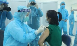Hà Nội sẽ triển khai tiêm vaccine COVID-19 miễn phí, công dân trong độ tuổi nào được tiêm?