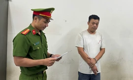 Tài xế taxi "chặt chém" khách vùng cao 4,2 triệu đồng nói gì tại cơ quan công an?