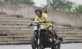 Đốt hơn trăm triệu đồng chỉ để nghe tiếng gầm mãnh thú