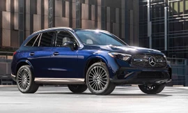 Triệu hồi Mercedes-Benz GLC 2024 do lỗi kính chắn gió