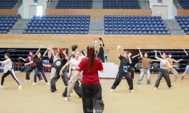 Hàng trăm nghệ sĩ, học sinh gấp rút tập luyện cho Lễ khai mạc Đại hội Thể thao học sinh Đông Nam Á