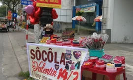 Đà Nẵng trầm lắng quà tặng Valentine