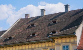 Bí ẩn những ‘đôi mắt Sibiu’ thao thức trên mái nhà 