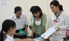 Vẫn đua vào các ngành kinh tế