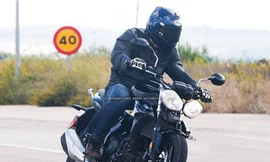 Lộ diện tân binh 250 phân khối của Triumph