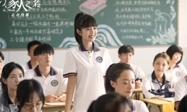 Đứng bét lớp trong “Lấy Danh Nghĩa Người Nhà” nhưng Đường Xán lại là học bá ngoài đời thực