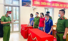 Cảnh sát bắt giữ bị can Cao Minh Tú.