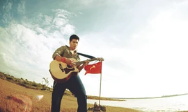 Tác giả 'Lá cờ' kể chuyện riêng