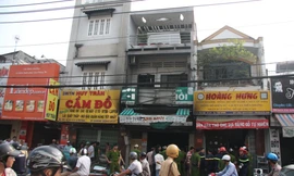 Nổ đại lý gas, 3 người bị vùi lấp