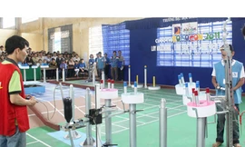 Các đội tham gia thi robocon Đà Nẵng Ảnh: Nguyễn Huy