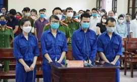 Các bị cáo tại tòa.