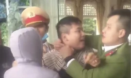 Nam tài xế xô xát, đấm cảnh sát tại TP Hải Phòng.