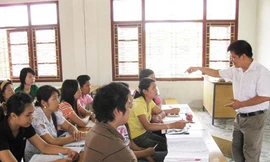 Không tuyển được giảng viên vì lương thấp