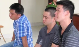 Ba cựu công an luôn kêu oan và cho rằng mình bị đồng nghiệp gài bẫy, ép cung