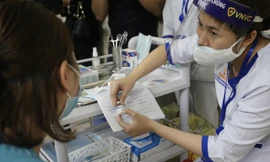 Thêm 3.943 bệnh nhân COVID-19, trong đó 1.008 ca trong cộng đồng