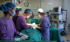 Cô gái 25 tuổi bị hoại tử mông sau khi tiêm silicon nâng cấp vòng 3.