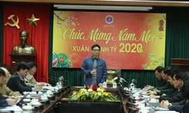 Phó Thủ tướng Vũ Đức Đam chỉ đạo tai cuộc họp chiều 28/1