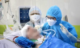 Bệnh nhân COVID-19 là phi công người Anh hồi phục ngoạn mục, được ngừng ECMO