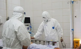 Nhiều bệnh nhân COVID-19 suy thận, chạy thận nhân tạo được chữa khỏi