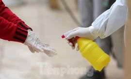 Phó Thủ tướng Vũ Đức Đam chủ trì cuộc họp Ban Chỉ đạo quốc gia phòng chống dịch COVID-19 Ảnh: Thái Hà