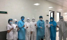 Nhân viên y tế BV Bạch Mai