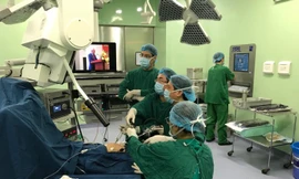 Một ca phẫu thuật tại BV Nhi T.Ư