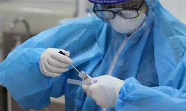 Thi tốt nghiệp THPT: Xét đặc cách tốt nghiệp cho thí sinh mắc COVID-19