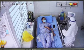 Hội chẩn quốc gia 2 ca bệnh COVID-19 nặng