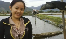 Cô gái bỏ học từ lớp 10 để thực hiện giấc mơ... cá vàng