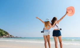 Bí kíp giúp bạn giải quyết mụn lưng để thoải mái mặc bikini đi biển khoe dáng