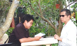 Hai thi sĩ mù xứ Nẫu