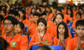 Gần 2.000 bạn trẻ tham gia hội trại 'Tuổi trẻ và Phật giáo'