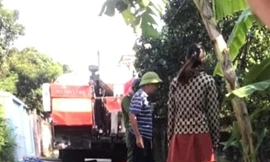 2 người đàn ông tử vong khi sửa máy gặt