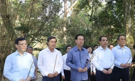 Chủ tịch nước Võ Văn Thưởng dâng hương tại khu di tích Quốc gia đặc biệt Tân Trào 